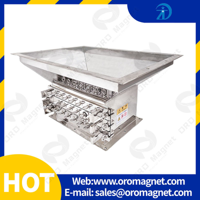 Drawer Type Magnetic Roll Separator suitable For Dry Feldspar Quartz Powder plastic particles 3 - 8 Layer